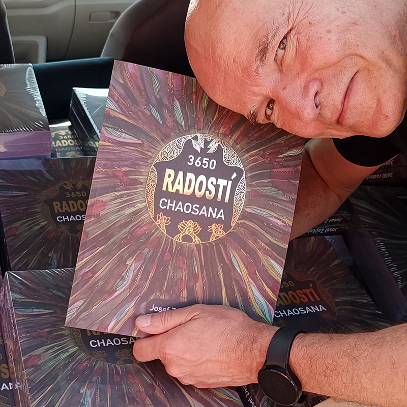 Josef Zajíček: 3650 radostí Chaosana